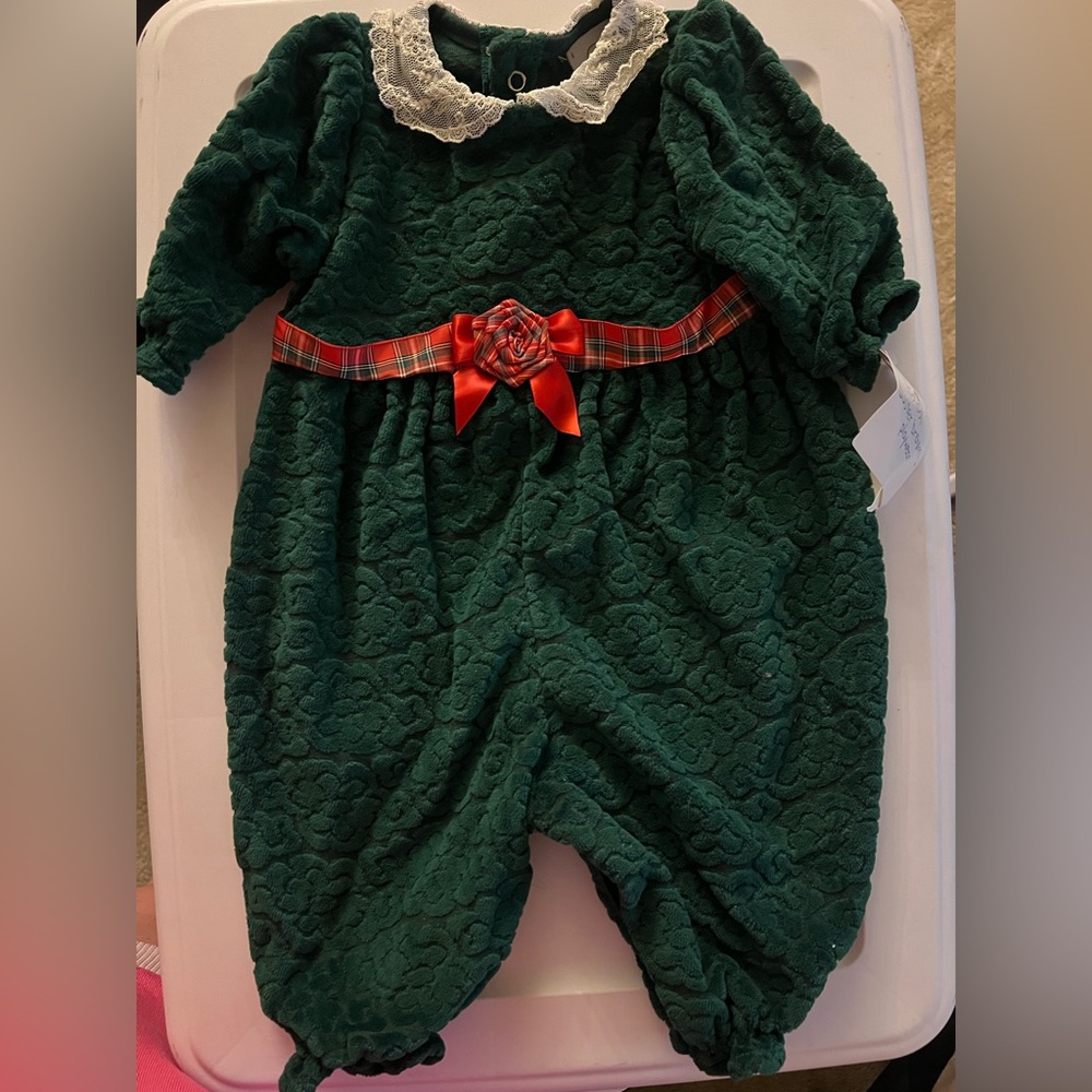 NWT Vintage Buster Brown Green Baby Romper with Lace Trim